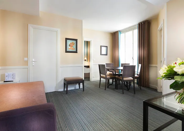 Elysees Apartmanhotel